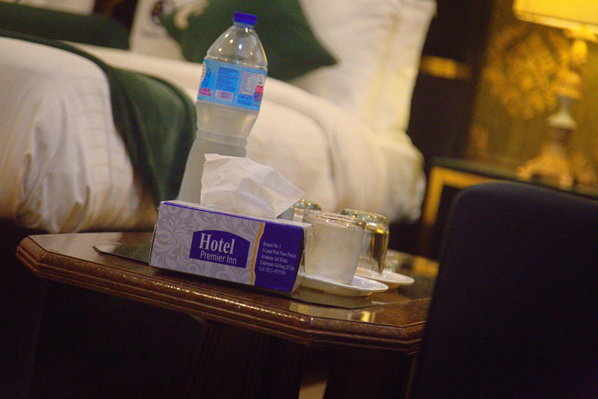 Premier Inn Johar Town Лахор Экстерьер фото